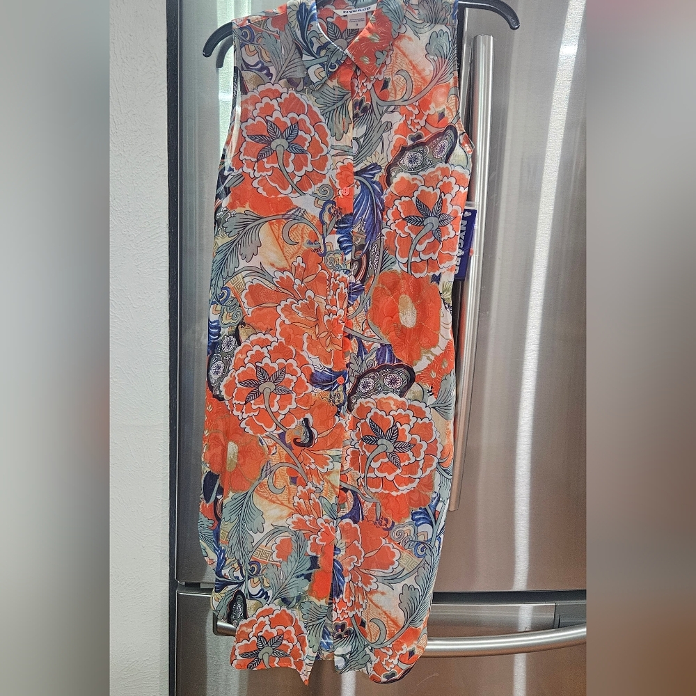 Nygard Sleeveless HiLo Blouse